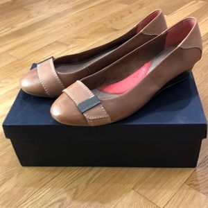 Hush Puppies wedge shoes, 9.5 M.